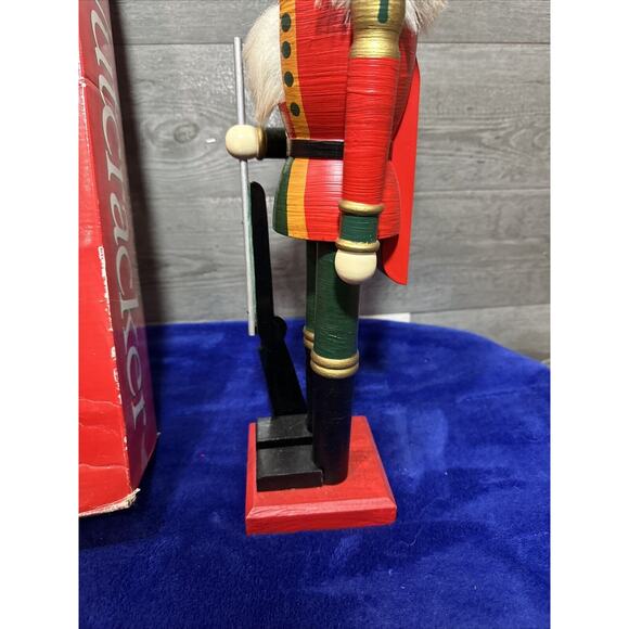 Vintage 20” Soldier Deluxe Wooden Nutcracker Timeless Treasures In Box Green Red - Picture 11 of 14